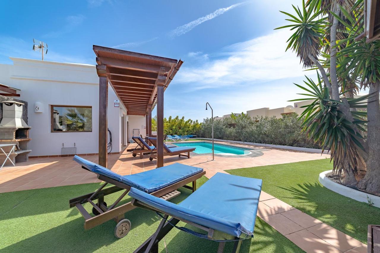 Villa Alegria Playa Blanca  Ngoại thất bức ảnh